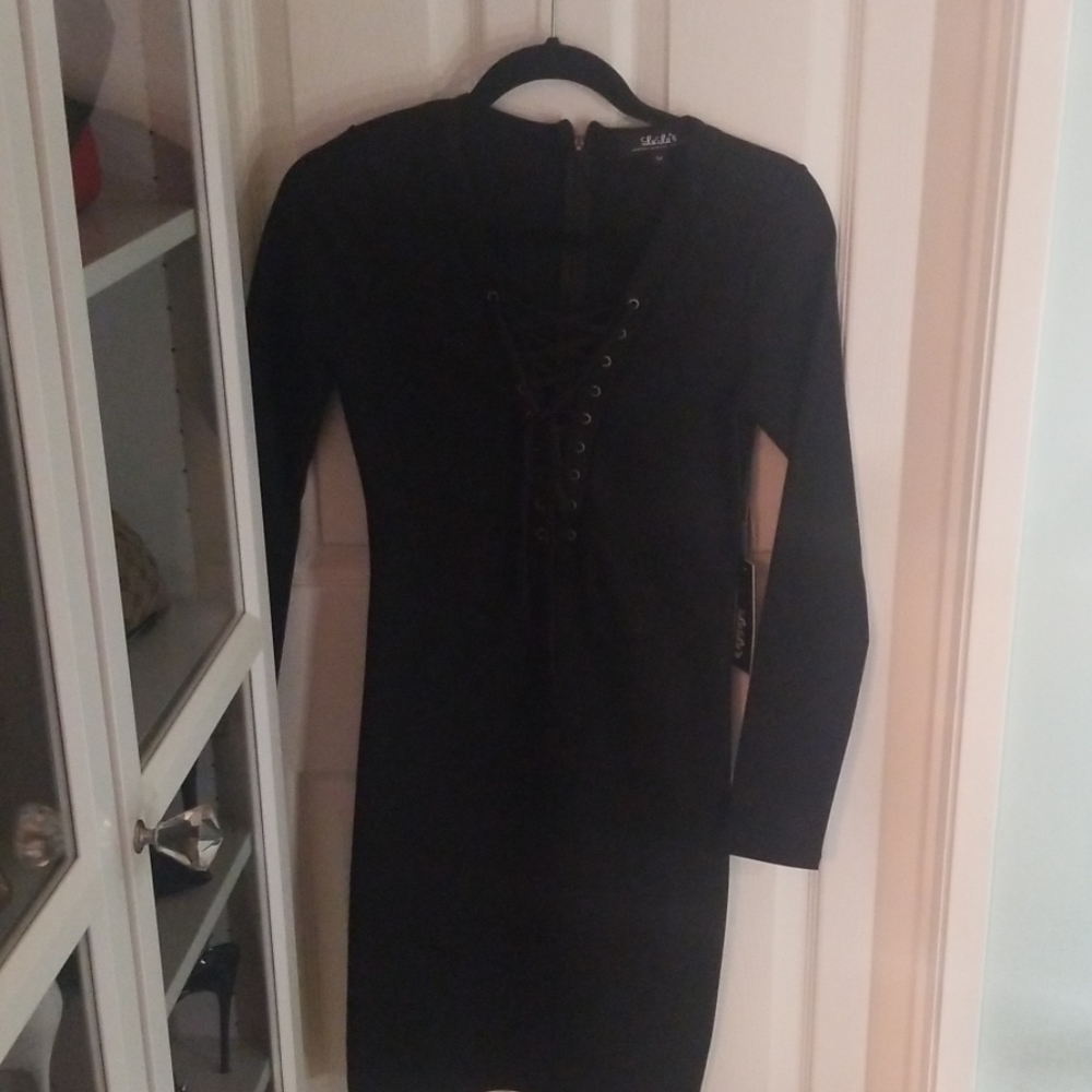 NWT Lulu's bodycon lace up dress